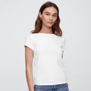 GAP White Short Sleeve Scoop Neck Tee, NWT size small